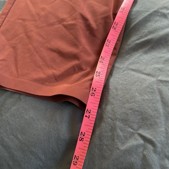 Athleta Skyline II Pant – Burgundy Size 8 | Stretch Performance Fabric - Picture 8 of 9